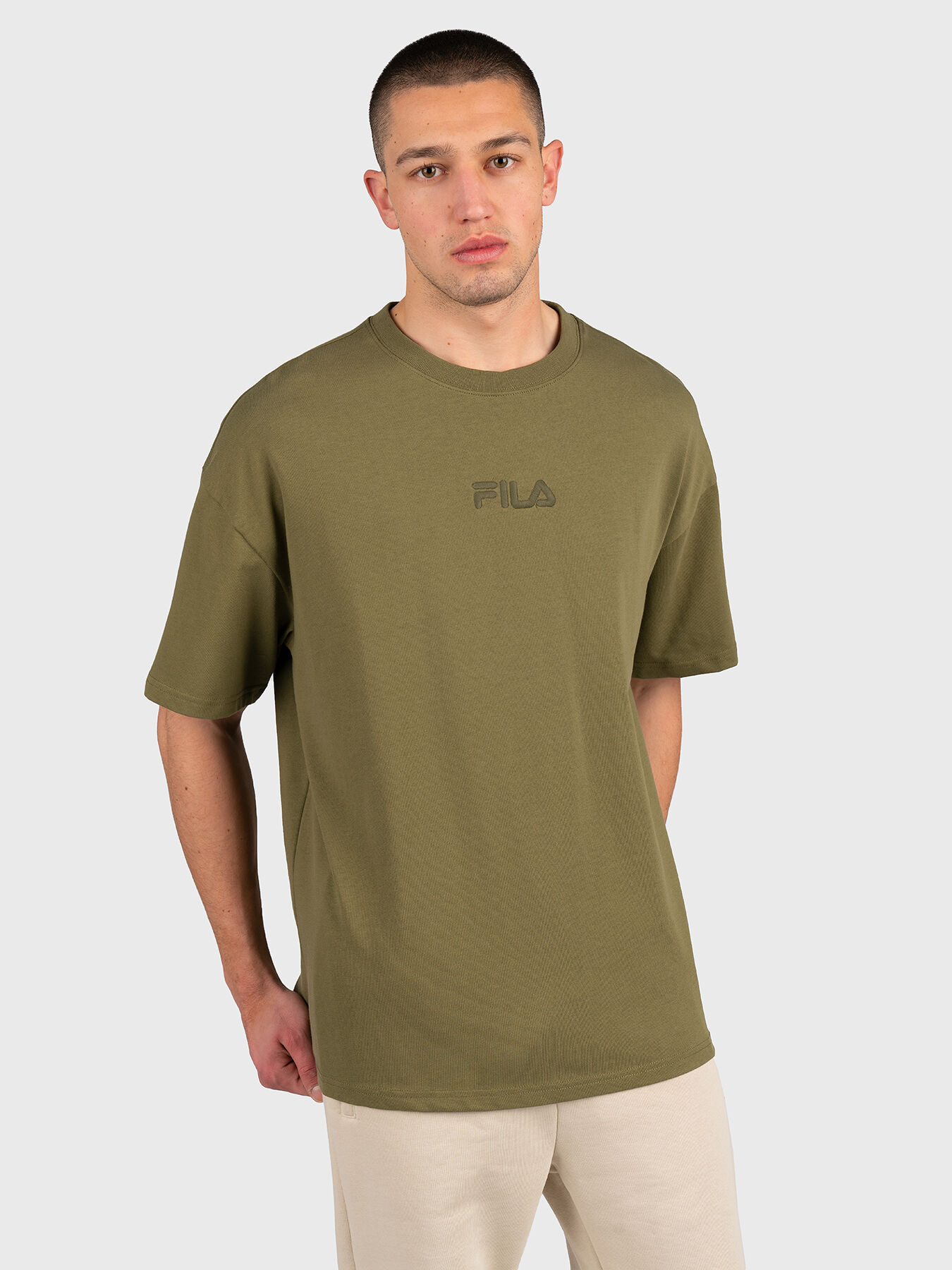 JADEN beige oversized T shirt brand FILA Globalbrandsstore en