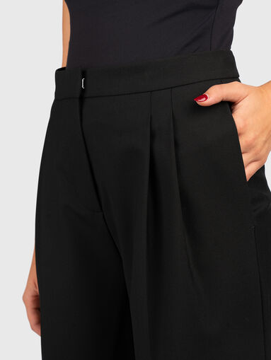 Black trousers HELEPHER-2 with bastie - 3