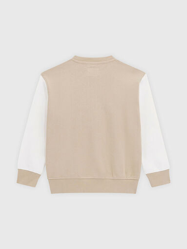 Sweatshirt with pocket - 3