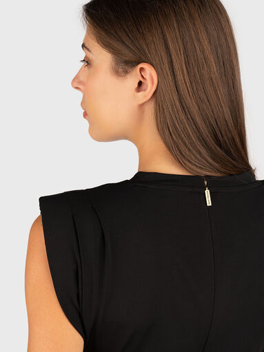 Midi slim dress with belt - 4