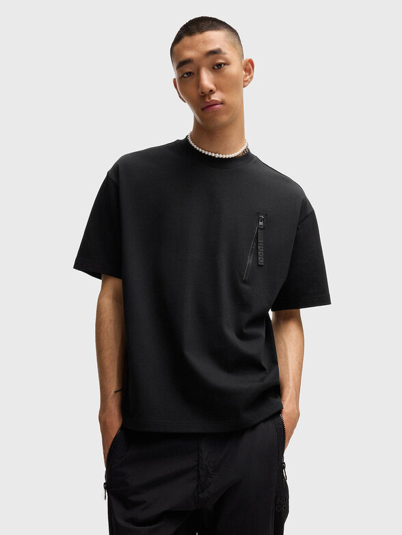T-shirt with accent zip - 1