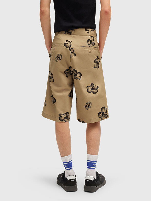 Floral print baggy fit shorts - 2