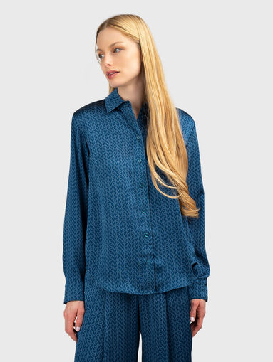 Satin shirt with monogram - 4