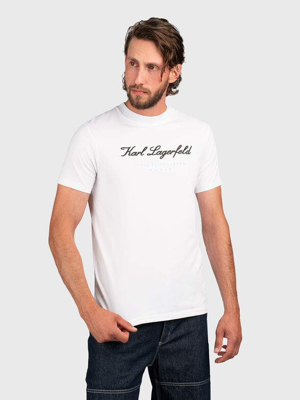 Black T-shirt with contrasting logo accent - 1