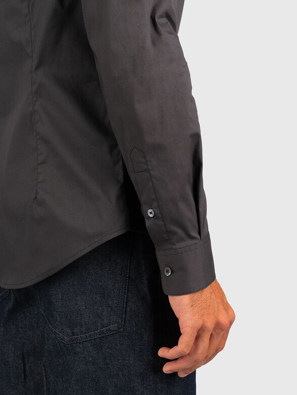 Black shirt with logo embroidery - 4