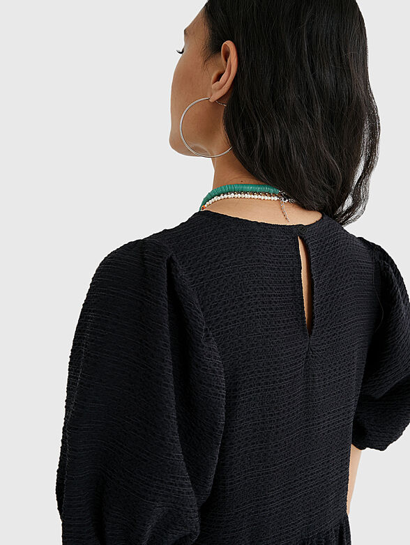 Black dress with short sleeves - 5