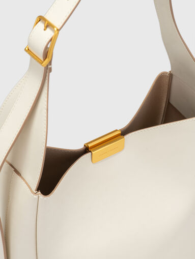 Leather bag - 4