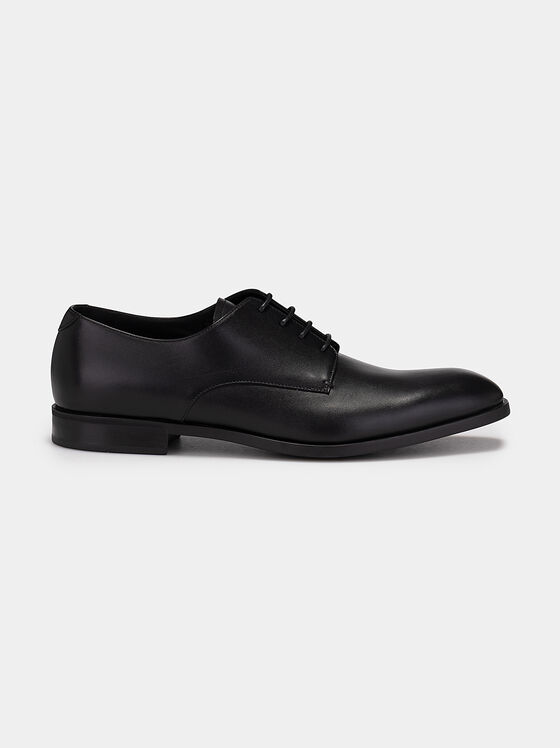 Кожени Дерби обувки в черен цвят - 1
