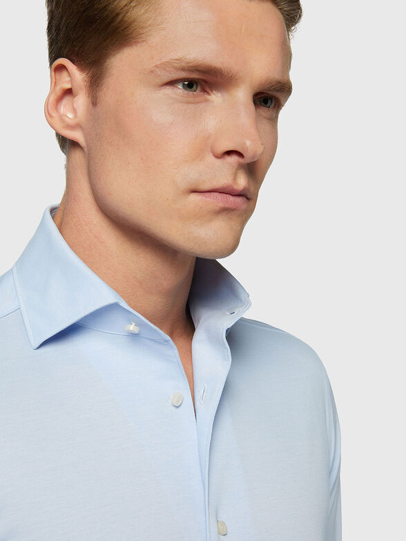 Light blue shirt - 4