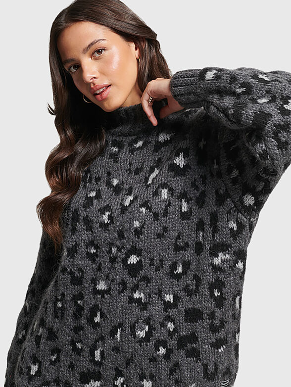 Oversized sweater with animal print - 1