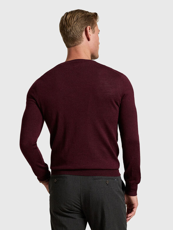Burgundy sweater with an oval neckline - 3