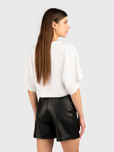 Cotton T-shirt with short cut - 3