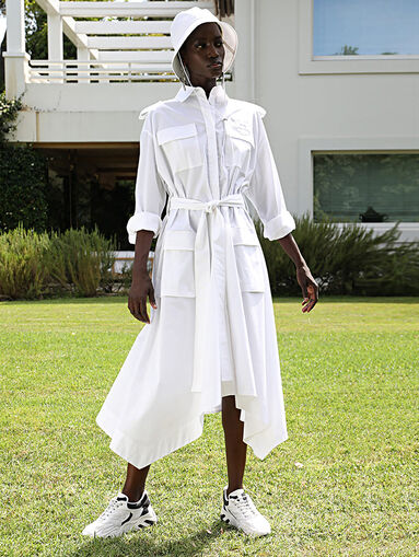 Dress with asymmetrical hem - 5