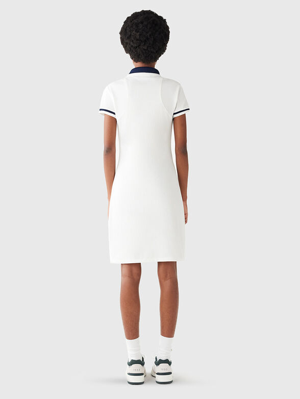 White dress with contrast collar - 2