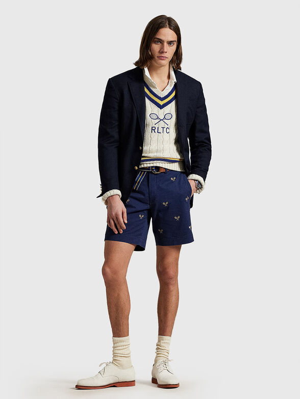 Chino shorts with embroidery - 4