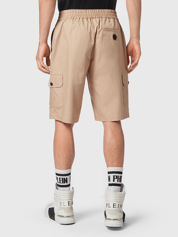 Cargo shorts in beige  - 2