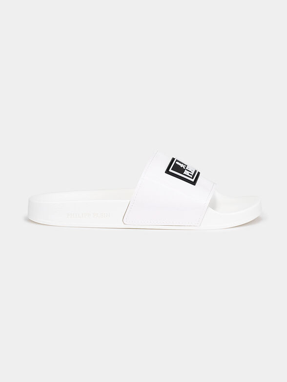 Slides in black with logo detail - 1
