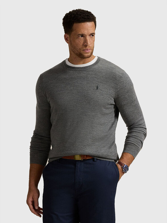 Wool sweater with oval neckline - 0