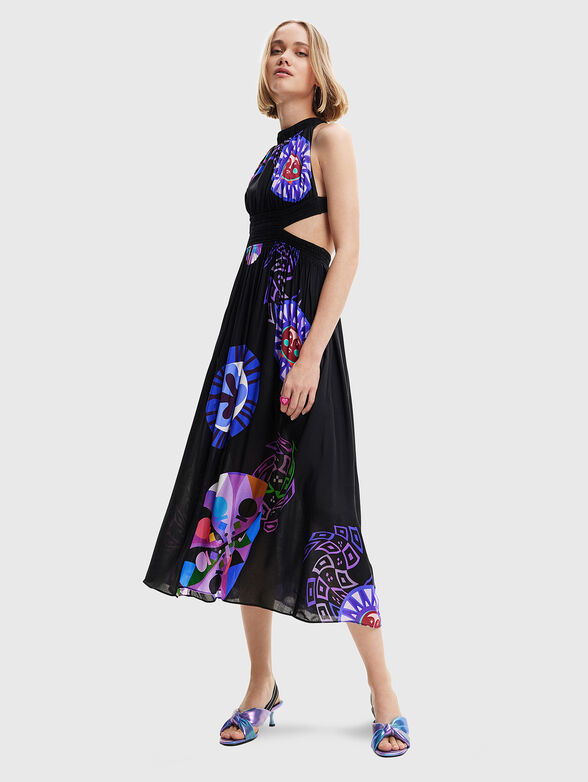 Dress with contrast print and bare back - 1