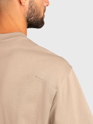 Cotton T-shirt with oval neckline - 5