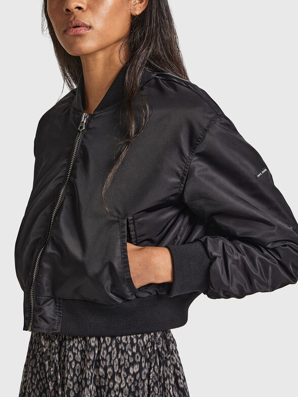 MONITE cropped black bomber - 4