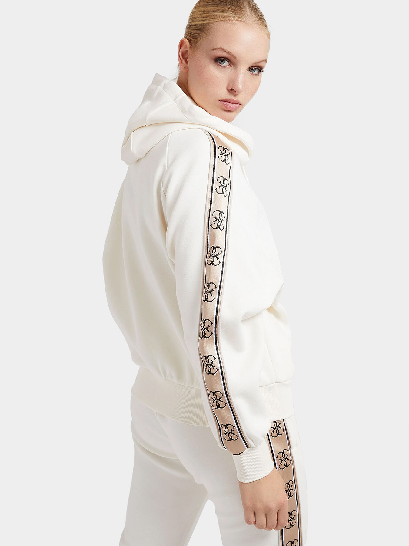 mintdesigns SPARKLE SWEAT 白スウェット BRITNEY hooded sweatshirt brand GUESS — Globalbrandsstore.com/en