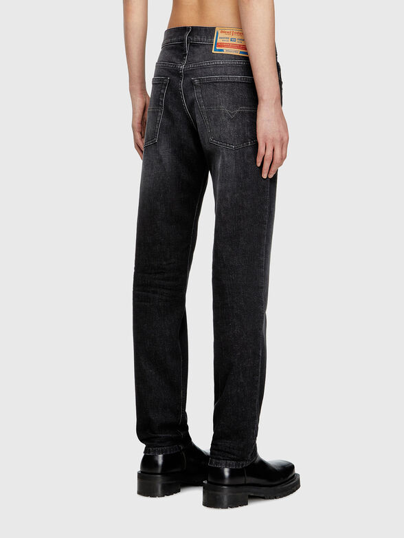 2023 D-FINITIVE L32 jeans with worn effect - 2