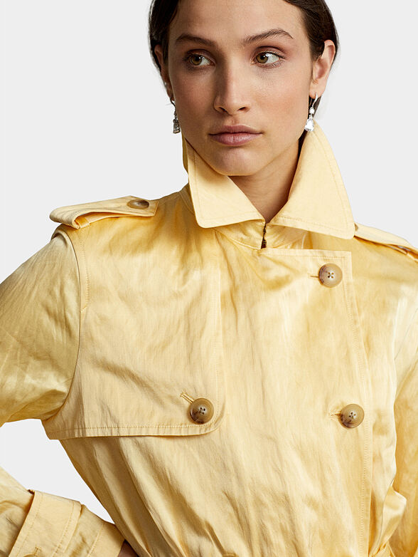 Trench with accent buttons - 3