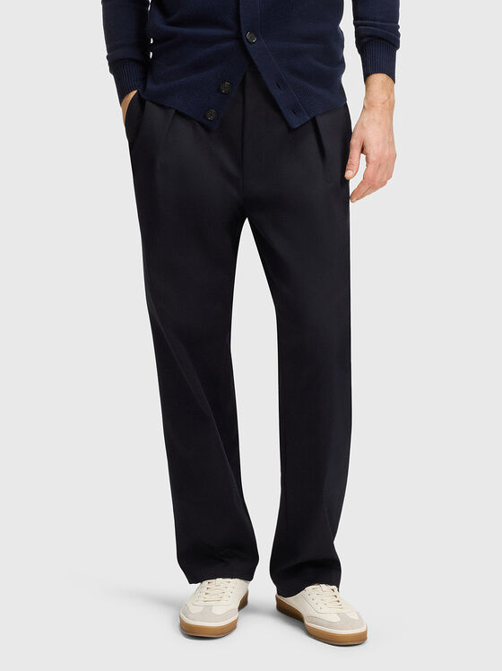 Cotton trousers with pockets - 1