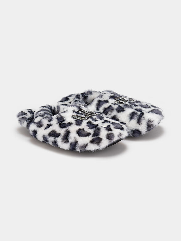 Set of slippers and a bag with a leopard print - 5