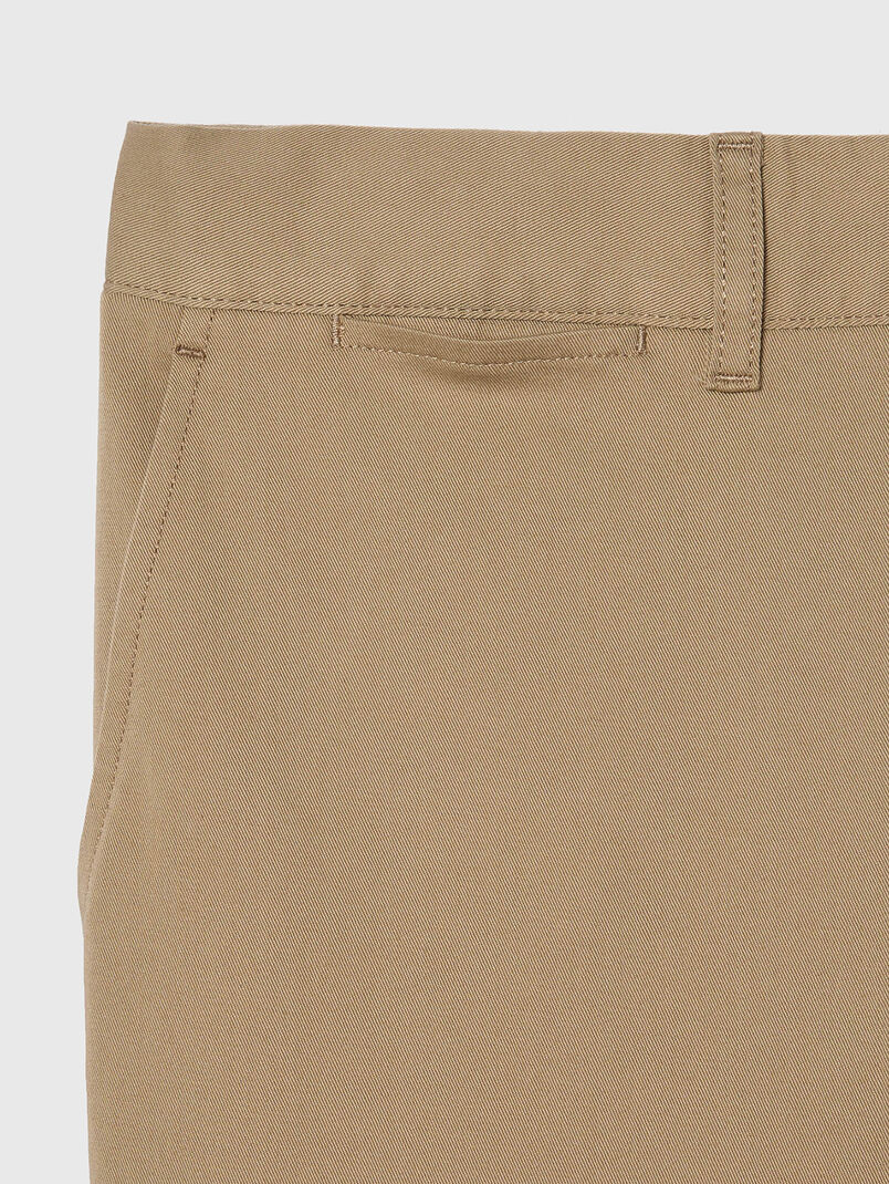 Chino trousers in beige colour - 3