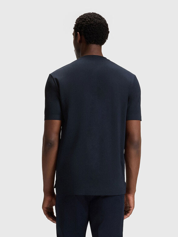 T-shirt with oval neckline - 3