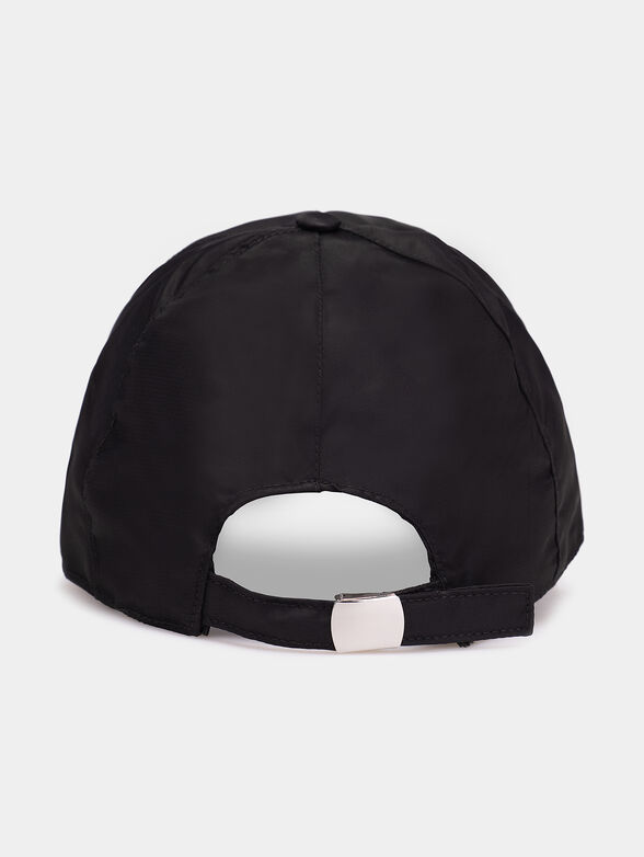 Baseball cap with logo - 2