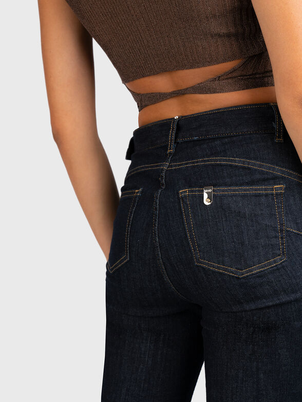 Dark blue jeans with belt - 4