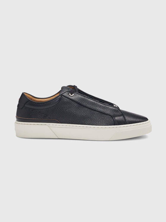 Leather sports shoes - 1