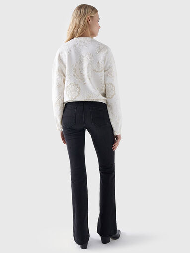 Sweater with embossed texture and buttons - 3