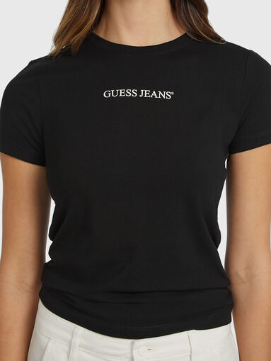 T-shirt with oval neckline - 4