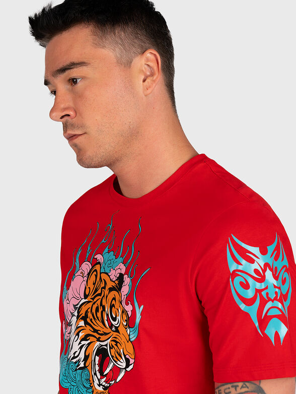 Red T-shirt with colorful print - 2