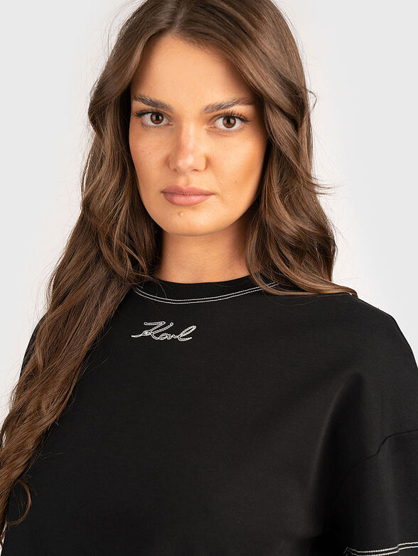 Cropped T-shirt with contrast stitching - 4