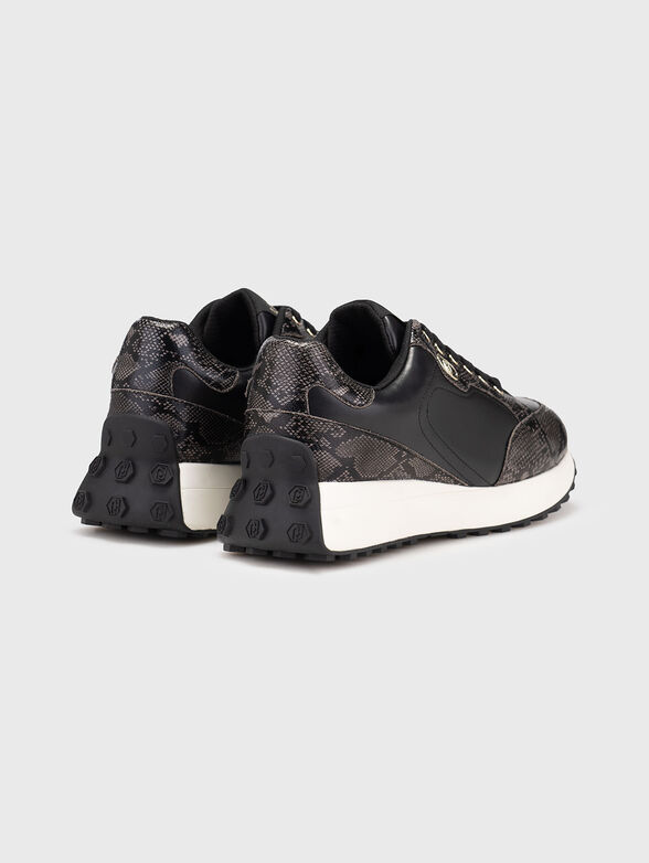 Sports shoes with snake effect - 3