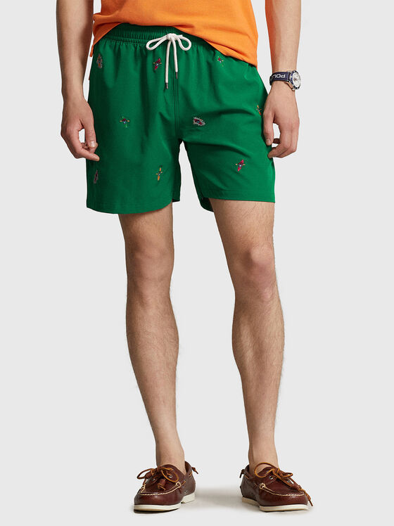 Зелени плажни шорти с бродерия - 1