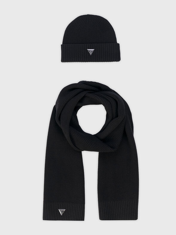 Hat and scarf set with triangular logo - 1