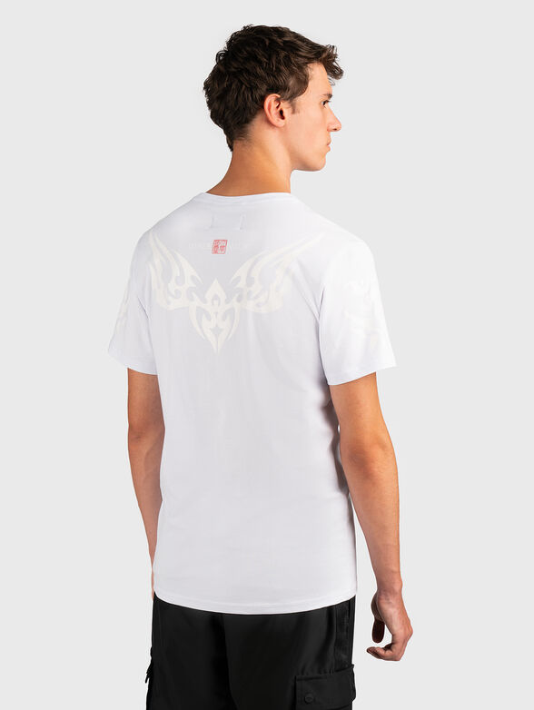TV039 white V-neck T-shirt  - 2