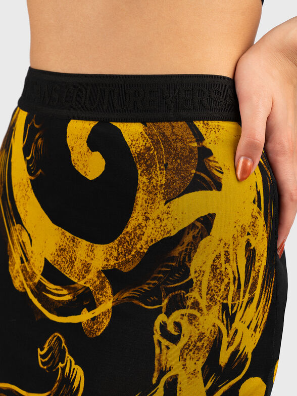 Midi skirt with abstract print - 3