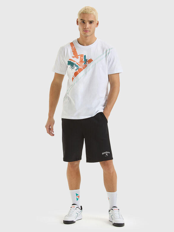 White T-shirt with contrasting print - 2