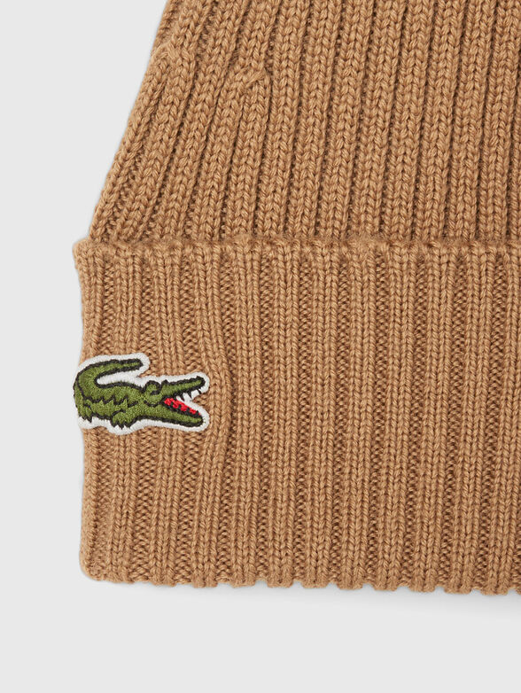 Unisex wool beanie in red color - 2