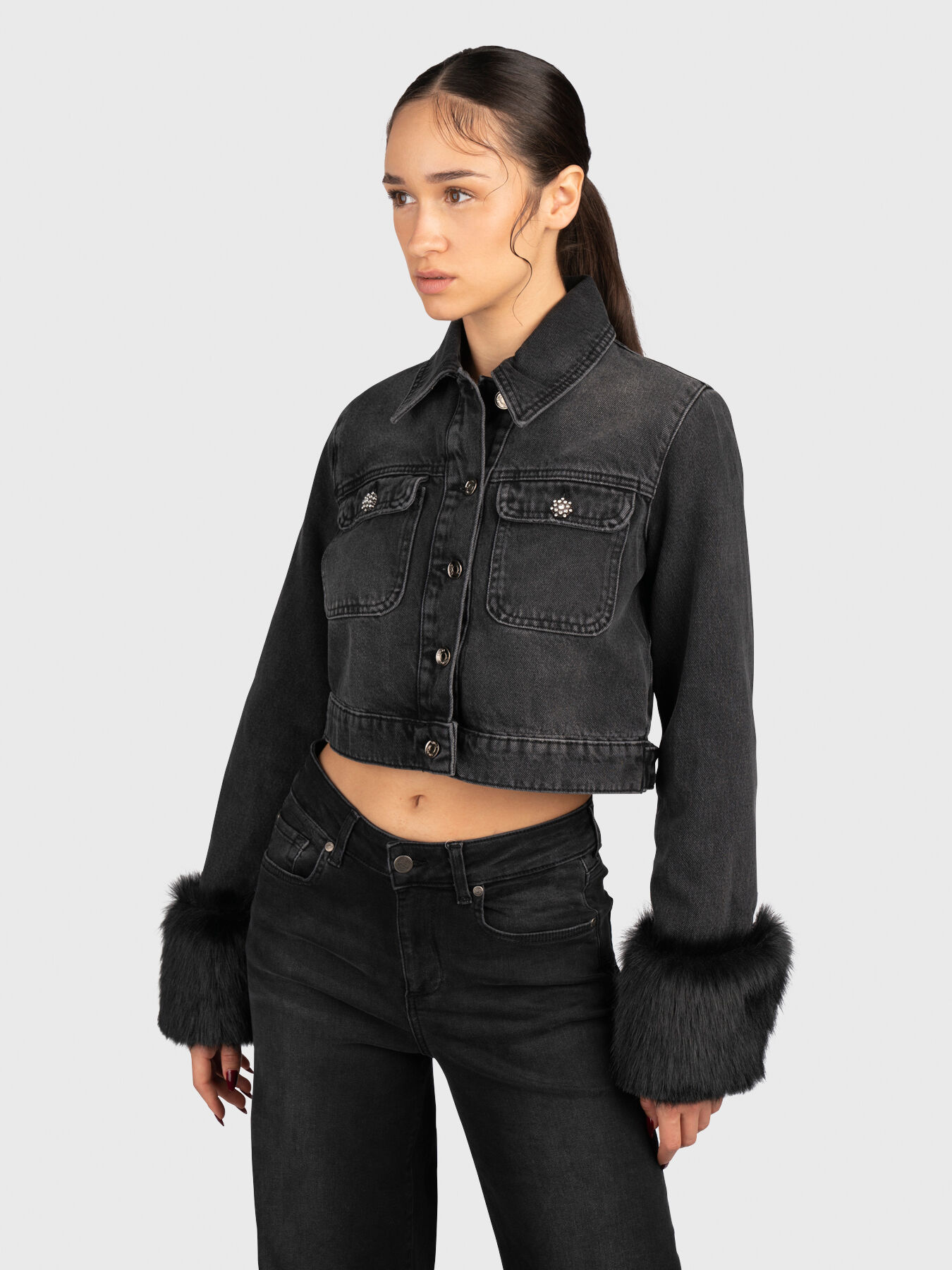 夏セール開催中 MAX80%OFF！ Denim jacket with faux fur sleeves brand LIU JO ジャケット・アウター