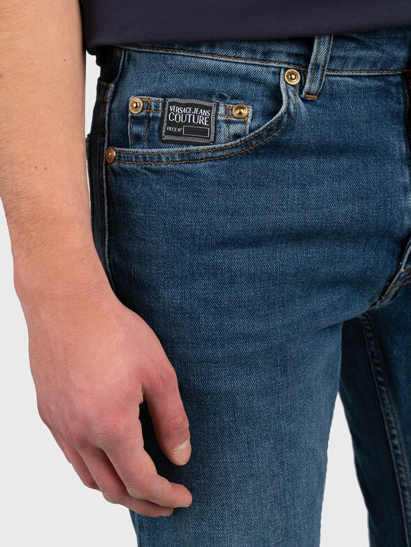 Blue jeans with logo embroidery - 3