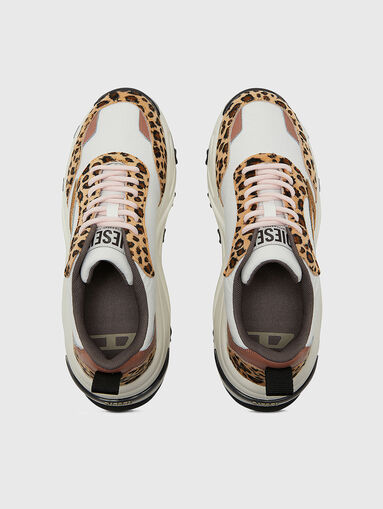 Sneakers with animal prints - 5