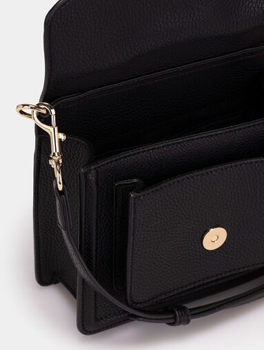 Small handbag in black - 5